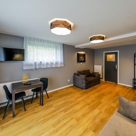 Trzy Male Drzewka Apartment Wielka Wies  Exterior photo